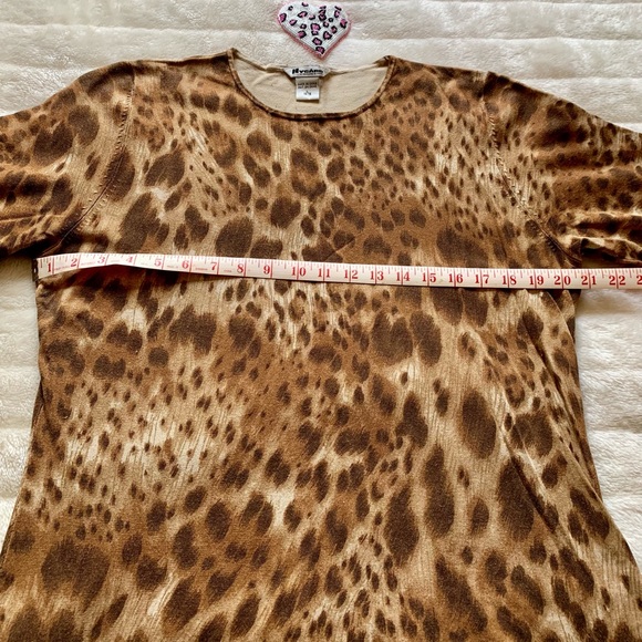 Nygard Collection Ladies Silk knit leopard print top - Picture 7 of 9